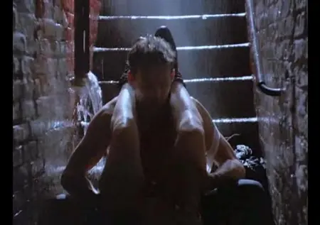 Scena erotyczna z Kim Basinger z filmu dziewięć i pół tygodnia